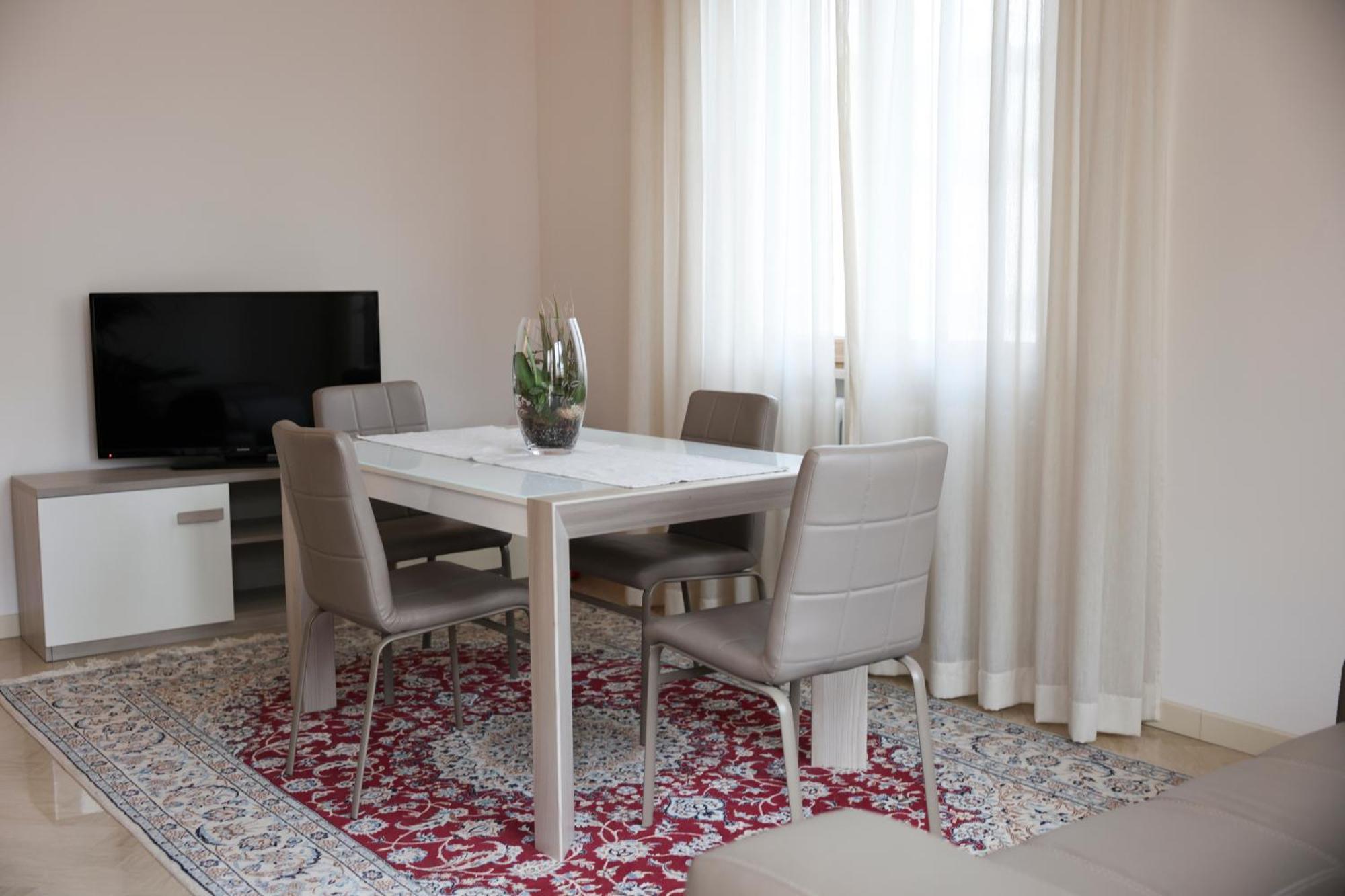 Blancohouse - Berto Luxury Rimini Centro Storico Lägenhet Exteriör bild